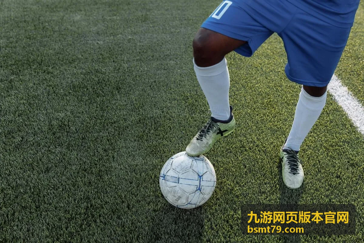 九游网页版本官网热门榜四山海御灵录的卡牌战斗画面